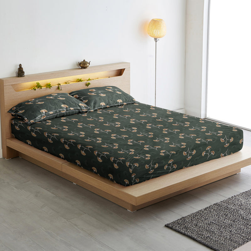 The Vanraji Elegance Bedsheet