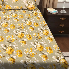 Elegant 5-Piece Quilted Bedding Set | King Size | Light Beige with Yellow & White Floral Design