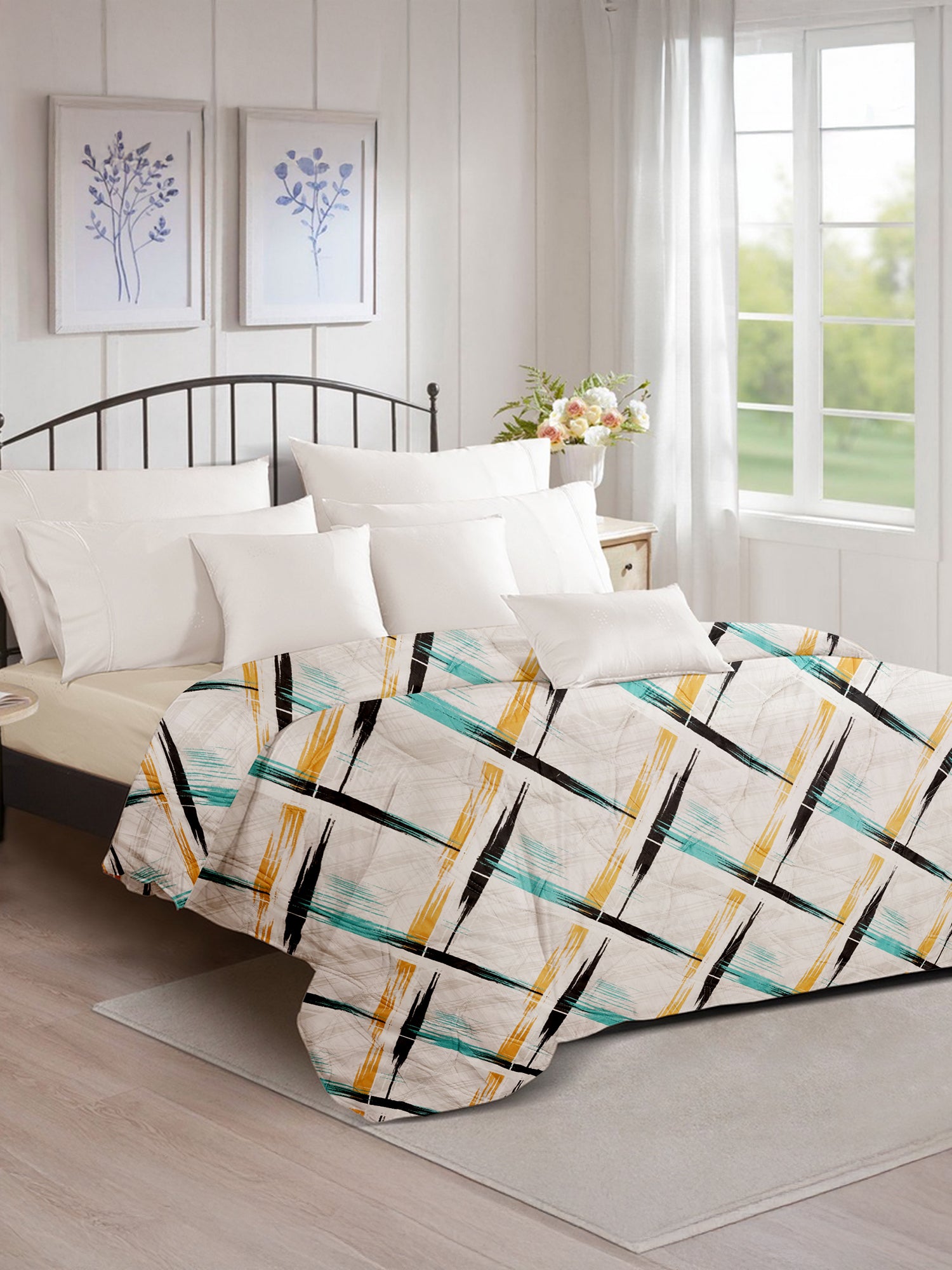 240 GSM MULTICOLORED DECORATIVE SQUARE THROW ULTRASONIC REVERSIBLE DOUBLE COMFORTER