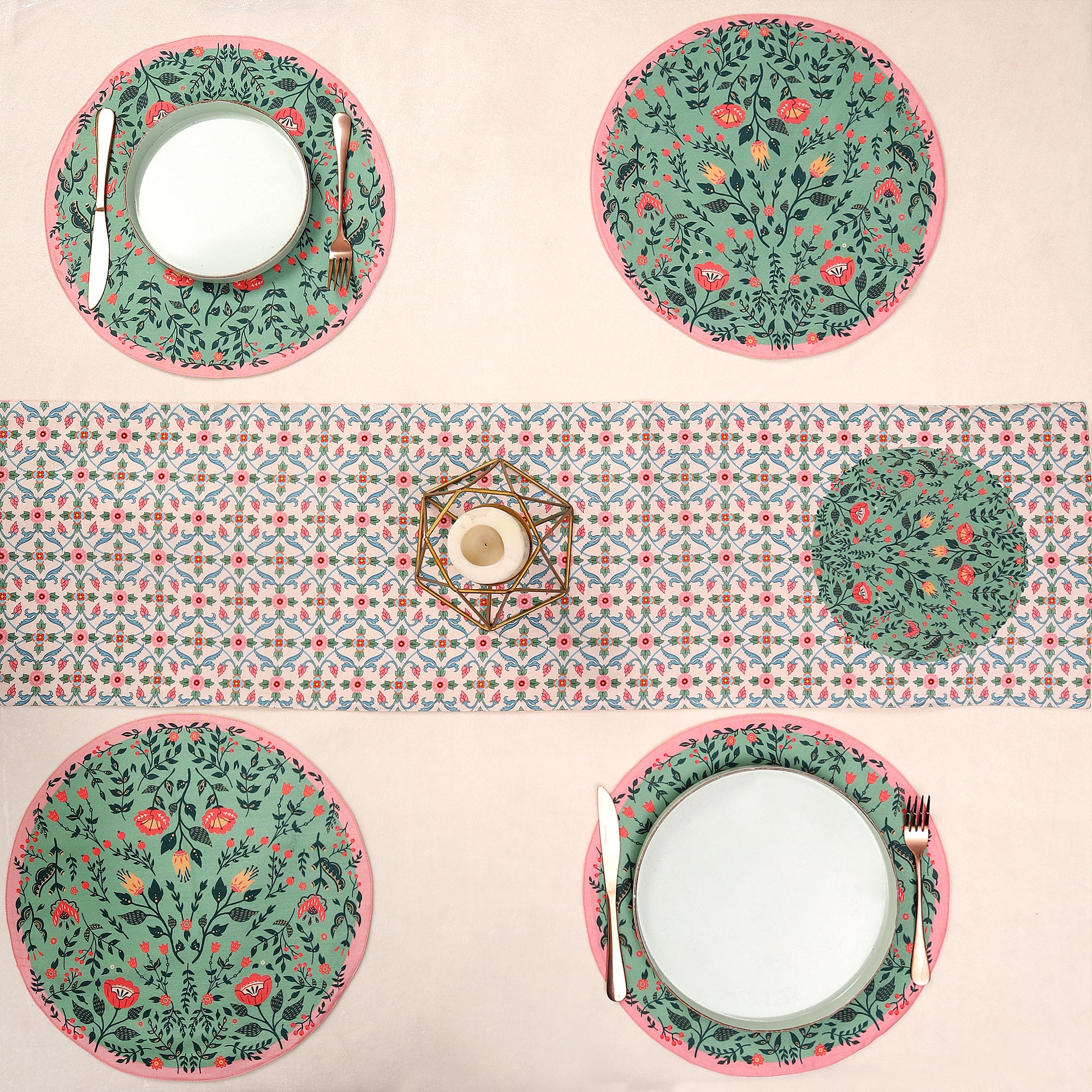 Gulistan Dining Table set  (Runner Size: 70x12.5 inch | Mat Size: 14.5 inches round)