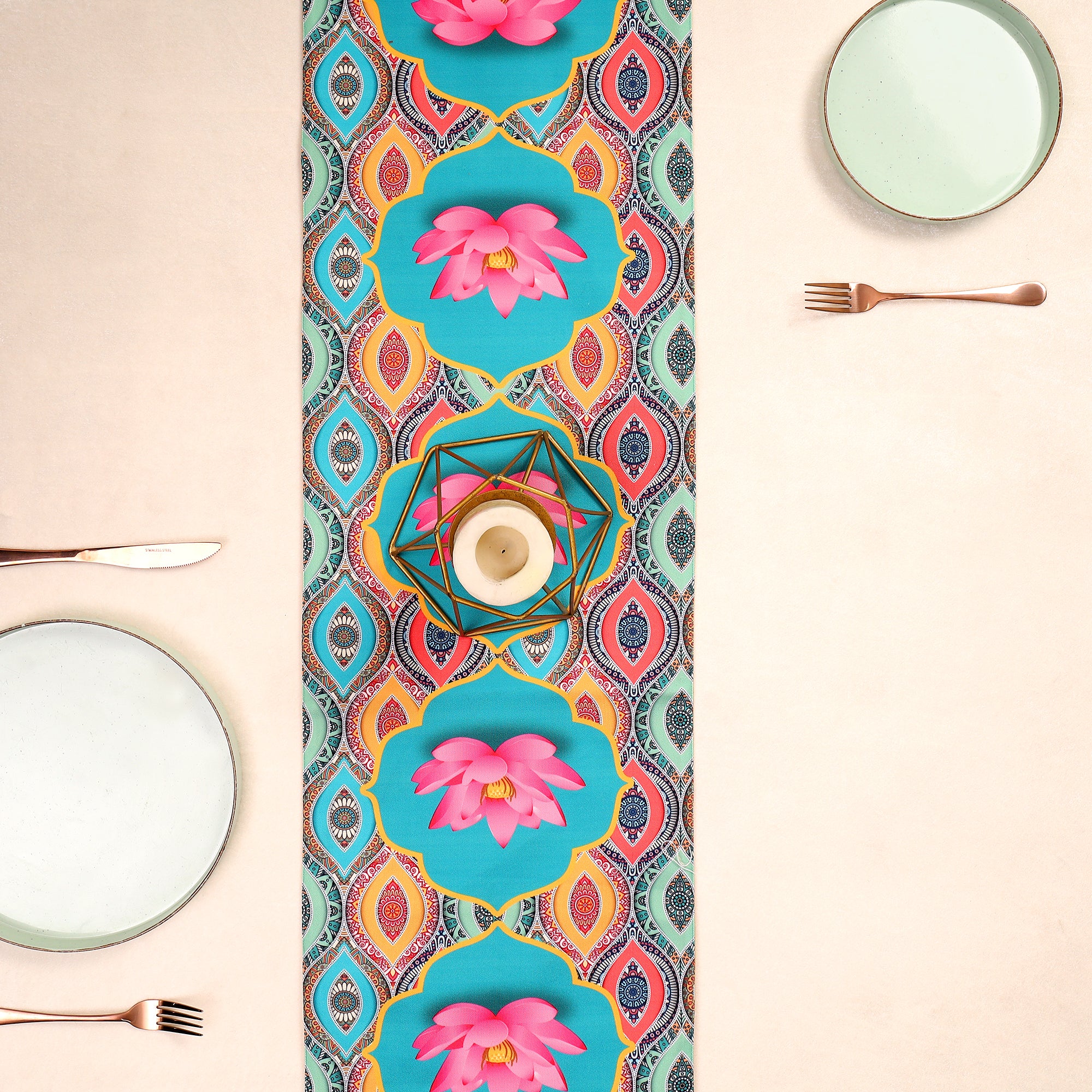 Padma Print Dining set (Runner Size: 70x12.5 inch | Mat Size: 12x18 inch Oval)