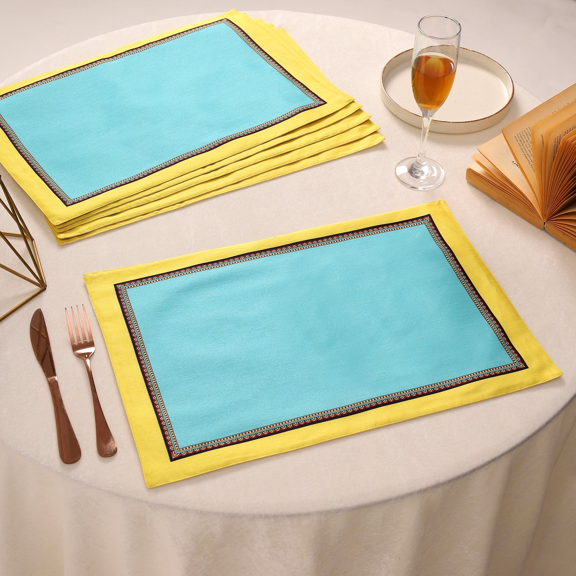 Mandala Glow Dining Set (Runner Size: 70x12.5 inch | Mat Size: 12x18 inch)