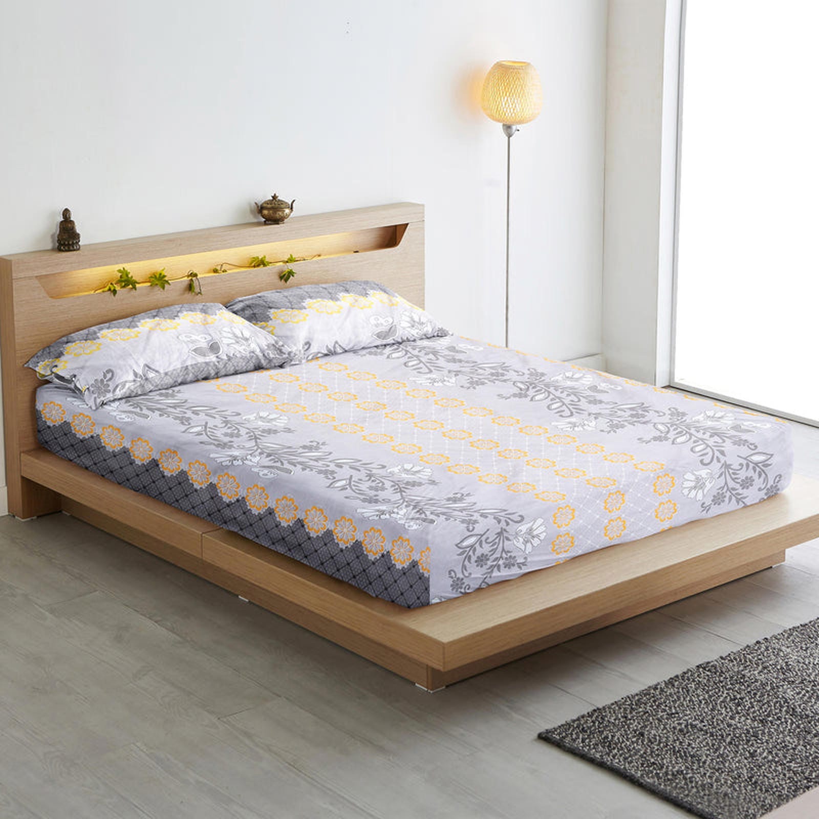 Sunlit Grace Cotton Blend Bedsheet - Furnish Factory